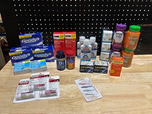 lot 73 image: Assorted MedicinesVitamins