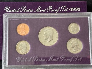 lot 19 image: 1993-S Proof Set