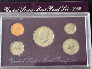 lot 25 image: 1988-S Proof Set
