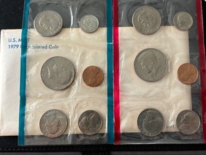 lot 28 image: 1979 P & D Mint Set