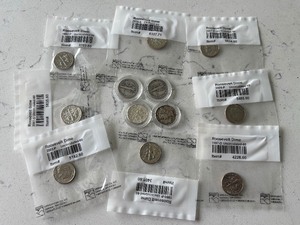 lot 92 image: Assorted Dimes