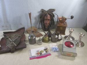 lot 153 image: (A-3) Assorted Vintage...