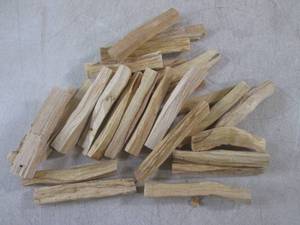 lot 158 image: (EC1) 24 - 4 Humo Sagrado Sacred S...