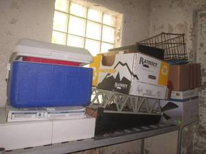 lot 165 image: (BR1) Assorted UnsoldUnclaimed Lot...