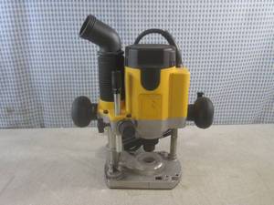 lot 171 image: (CSB) No Name Router - Works...