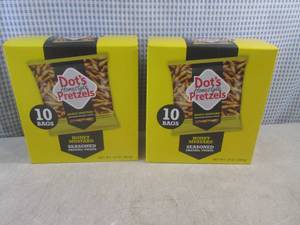 lot 229 image: (B-3) 20 Bags of Dots Honey Mustar...