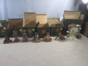 lot 95 image: (D-2) Assorted Boyds Bears & Friend...