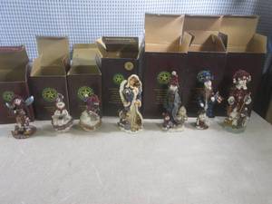 lot 96 image: (A-3) Assorted Boyds Bears & Friend...
