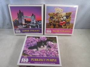 lot 122 image: (CS) 3 New 550 Piece Puzzles - Unop...