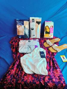 lot 119 image: Resale Lot of Womens Clothing