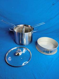 lot 126 image: Stainless Steel Pasta Pot with Straining Baskets