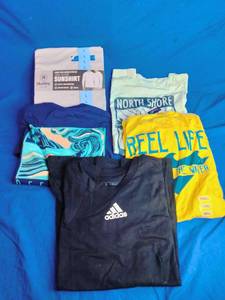 lot 122 image: Resale Lot of Mens Clothing