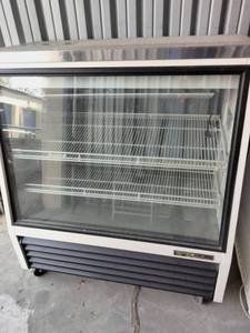 True 48" Deli Cooler Model TSID-48-2