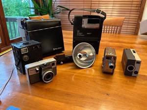 lot 29S image: Vintage Camera Collection with Argus and Bell & Howell Models