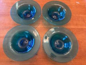 lot 53S image: Set of 4 Vintage Blue  Teal Wide Rim Glass Bowls