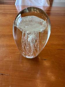lot 58S image: Unique Hand blown Glass Paperweight with Phosphorescent Glow in the Dark Luminous Jellyfish Design