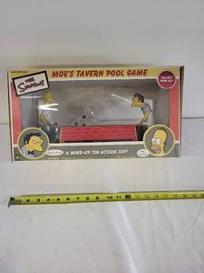 The Simpsons Moe's Tavern Pool Game - Wind-Up Tin Action Toy