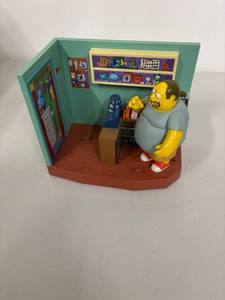 lot 35G image: Simpsons Comic Book Guy Figure Playset