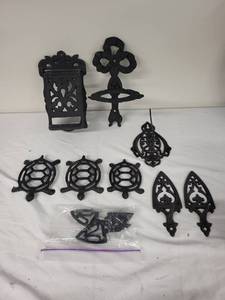 lot 84G image: Collection of Cast Iron Decorative Items including Turtle Trivets and Wall Sconces