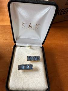 lot 137G image: Pair of Vintage Blue Gemstone Brooches