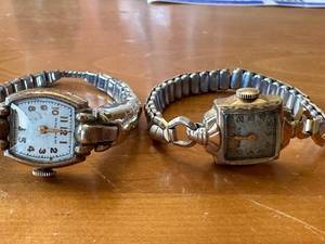 lot 156G image: Vintage Waltham and Bulova Womens Wristwatches Set