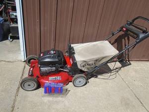 Toro GTS Recycler with electric start & charger with bagger. Used condition. Tested & works. As shown.