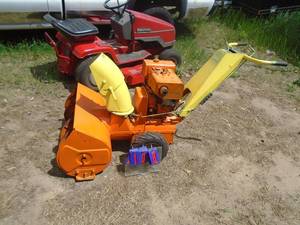 lot 108 image: Wards vintage snow blower. 7 hp Used condition. Tested & works. As shown.