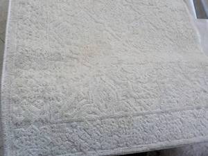 lot 28 image: Gertmenian Avalon 26 x 8 ft Brynne ...