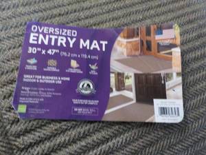 lot 34 image: Oversized Entry Mat 30 x 47...