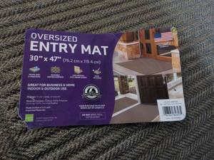 lot 35 image: Oversized Entry Mat 30 x 47...
