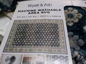 lot 47 image: Wyatt and Ash Machine Washable 5 ft...