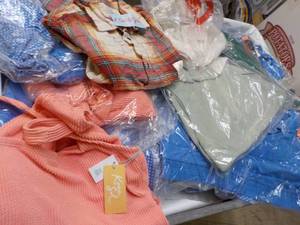 lot 55 image: 25 or more New Clothing from major ...