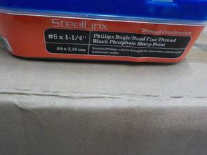 lot 75 image: 20 lb. box SteelLinx Packaged Faste...