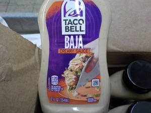 lot 96 image: 8 bottles Taco Bell BAJA Sauce...
