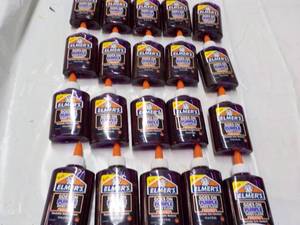 lot 152 image: 20 ct Elmers 4 oz School Glue...