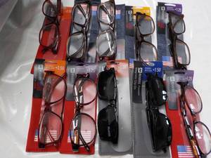 lot 158 image: 10 pair Readers Glasses - various s...