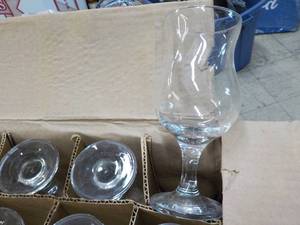 lot 180 image: 12 Goblets...