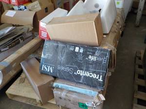 lot 186 image: Pallet Of Unclaimed items from prev...