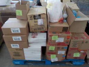 lot 195 image: Pallet of Unclaimed Food...