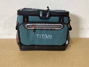lot 629 image: Arctic Zone Titan Deep Freeze Cooler - Zipperless Hardbody Cooler