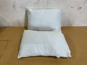 lot 357 image: 2PCS Nectar Cooling Fiber Pillows