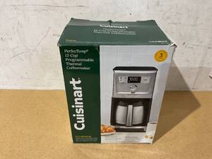 lot 23 image: Cuisinart 12 Cup Programmable Thermal Coffeemaker
