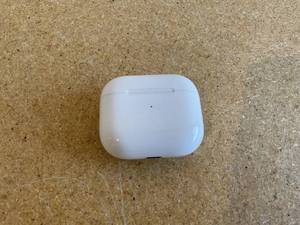 lot 48 image: AirPods (3rd Generation)