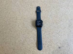lot 260 image: Apple Watch Series 9 Aluminum Case