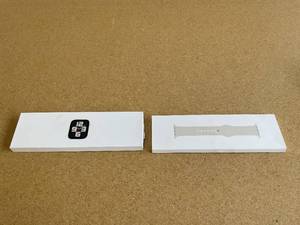 lot 261 image: Apple Watch SE Aluminum Case (2024) MXEF3LLA