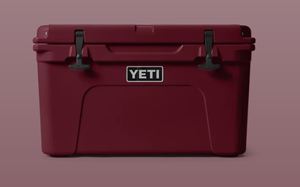 lot 28 image: Yeti Tundra 45 Hard Cooler