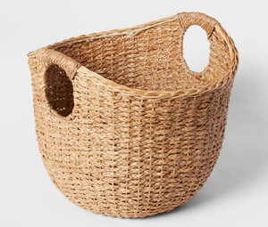 lot 715 image: Large Round Braided Seagrass Basket - Brightroom