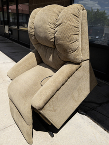 lot 3 image: SLUMBERLAND - Super Sagless Corp. Mechanism - Grey Electric Lift Recliner - Very Good Condition