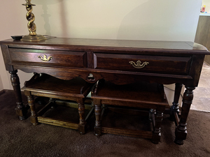 lot 6 image: Vintage Two Drawer Wooden Console Table with Nesting seatsstools.
