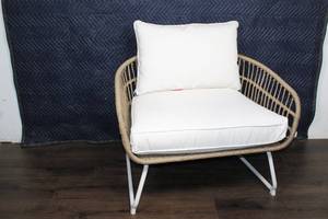 lot 123 image: Wicker Patio Armchair with White Cushions